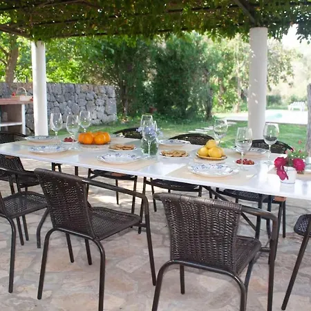 Ca Na Pomara- In A Quiet And Well-located Area *